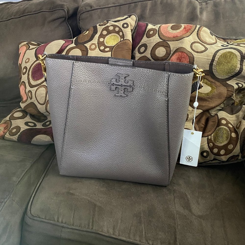 Tory Burch Mcgraw Hobo in Silver Maple